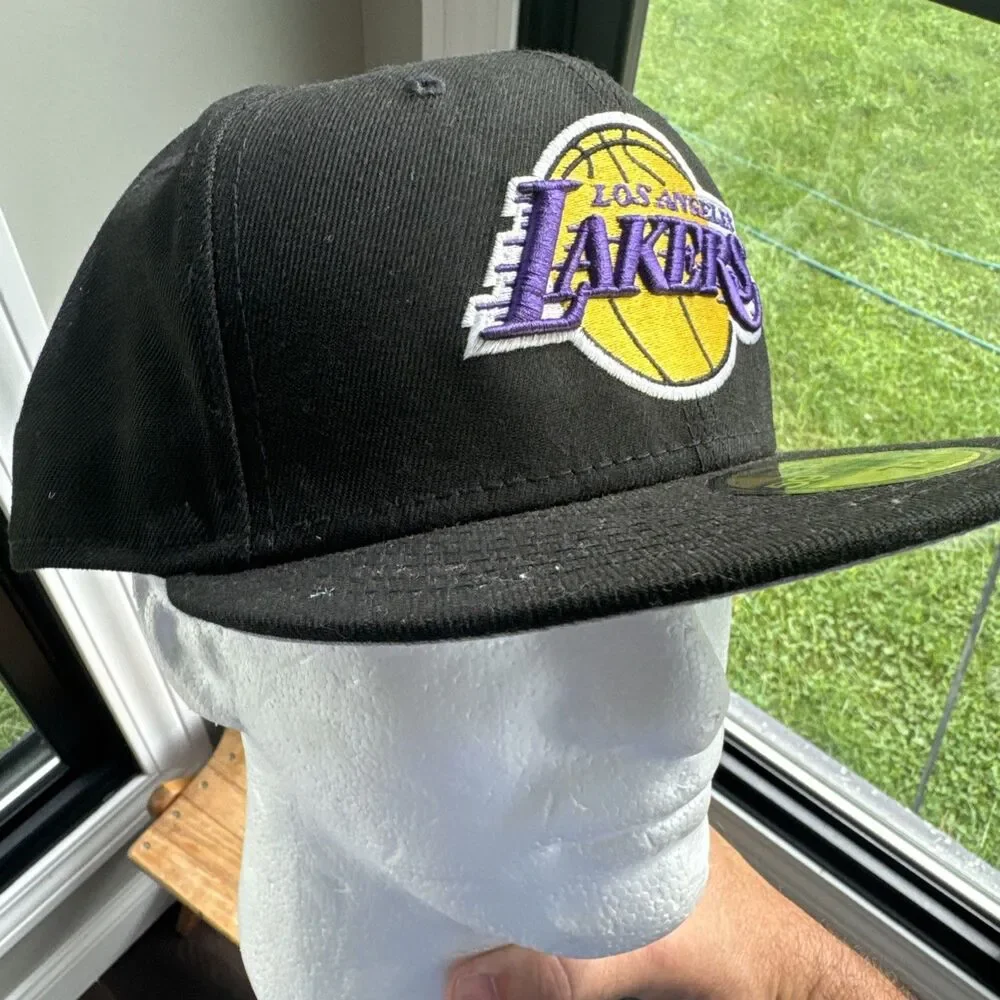 Los Angeles Lakers Black Hat Cap 59Fifty Fitted 7 3/4